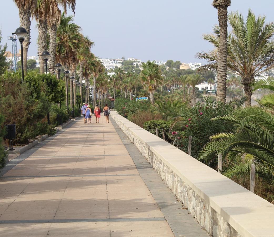 Appartamento Ocean !! 1ª Linea Del Mar, Piscina, Parking, Wifi *